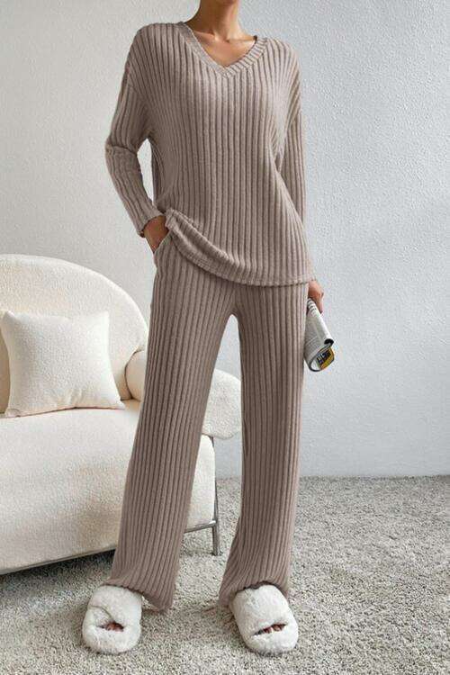 Chic Ribbed V-Neck Lounge Set - Ultimate Comfort Attire