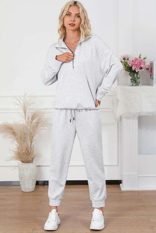 Chic Zip-Up Lounge Ensemble with Matching Joggers for Ultimate Relaxation