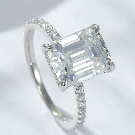 Radiant Emerald Cut: Exquisite 4 Carat Lab-Grown Diamond Ring with Dazzling Side Stones