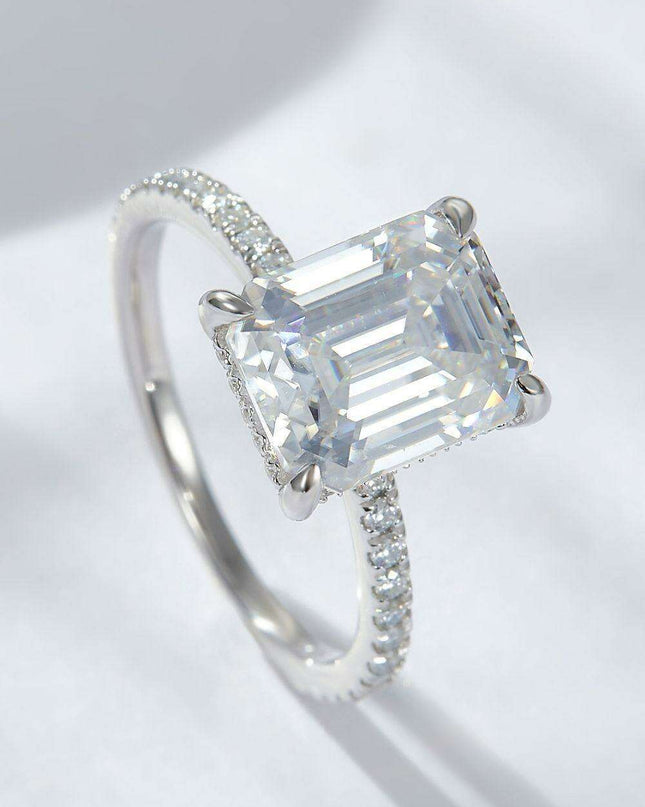 Radiant Emerald Cut: Exquisite 4 Carat Lab-Grown Diamond Ring with Dazzling Side Stones