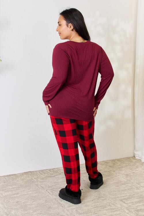 Cozy Plaid Pajama Set with Round Neck Top and Elastic Waist Pants