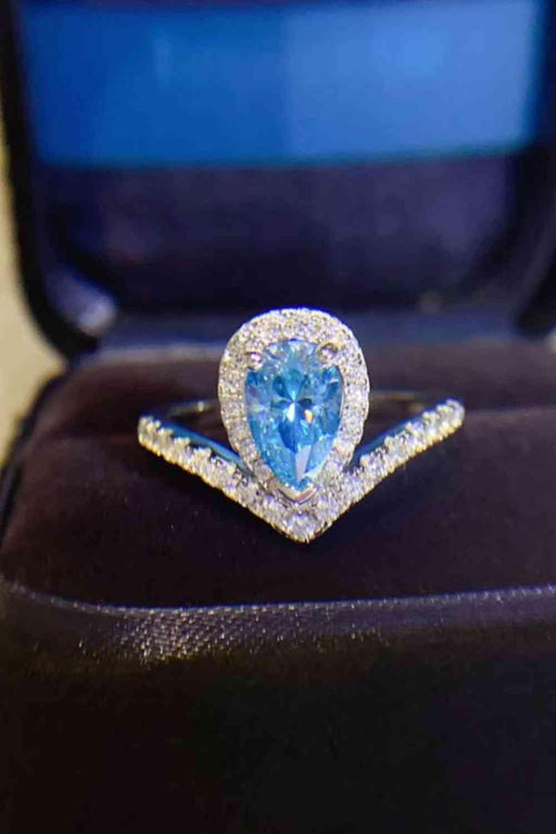 Radiant Heart Moissanite Platinum Ring - Exquisite Lab-Diamond Brilliance