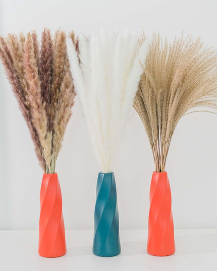 Boho-Inspired Pampas Grass Arrangement: Perfect for Weddings and Home Styling