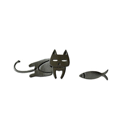 Adorable Sterling Silver Catfish Dangle Earrings for Feline Enthusiasts - Très Elite