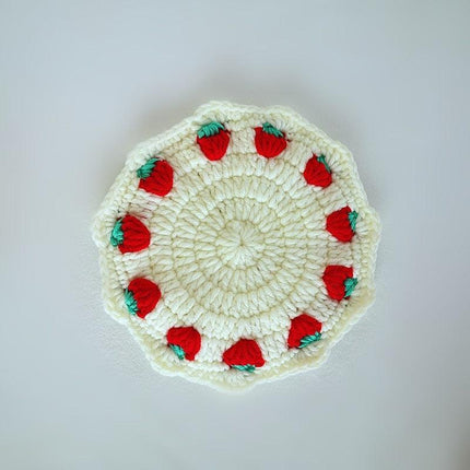 Adorable Strawberry Knit Coaster Set - Whimsical Table Protector and Home Decor Essential - Très Elite