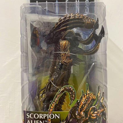 Alien vs. Predator Scorpion Snake 18CM Limited Edition Collectible Figure - NECA Design - Très Elite
