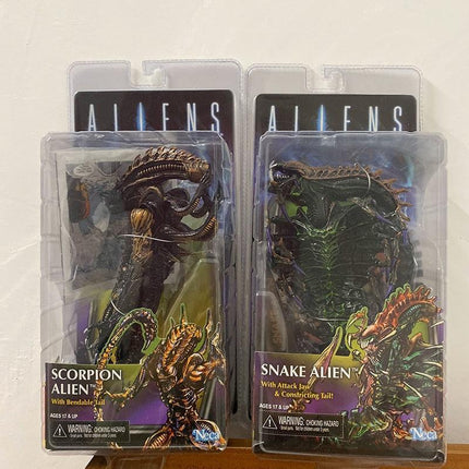 Alien vs. Predator Scorpion Snake 18CM Limited Edition Collectible Figure - NECA Design - Très Elite