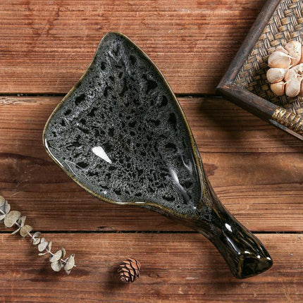 Artisan Crafted Japanese Ceramic Dining Set: A Touch of Elegance for Every Occasion