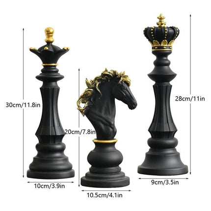 Artisan Golden Chess Sculpture: A Handcrafted Masterpiece in Resin - Très Elite