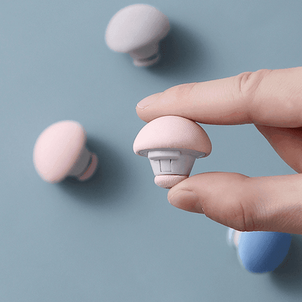 Bedding Secure Clips: Keep Your Linens Neat and Tidy