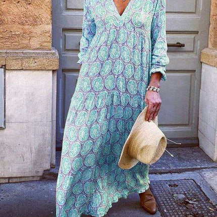 Bohemian Elegance V-Neck Maxi Dress with Flowing Sleeves