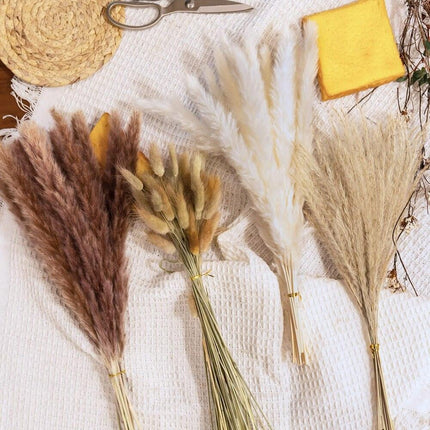 Bohemian Serenity: 80-Piece Dried Floral Grass Arrangement - Très Elite