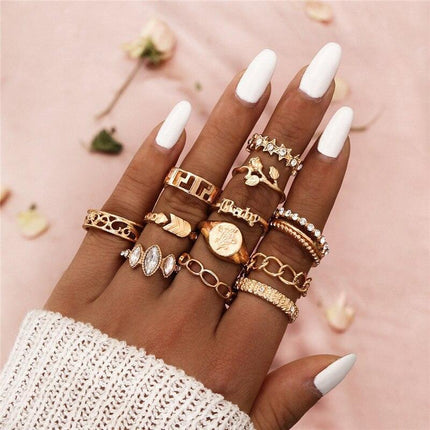 Charming 12-Piece Bohemian Gold Crystal Ring Set - Elegant Jewelry Collection for Women - Très Elite