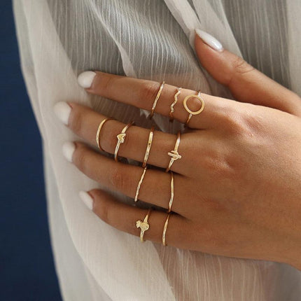 Charming 12-Piece Bohemian Gold Crystal Ring Set - Elegant Jewelry Collection for Women - Très Elite