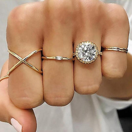 Charming 12-Piece Bohemian Gold Crystal Ring Set - Elegant Jewelry Collection for Women - Très Elite