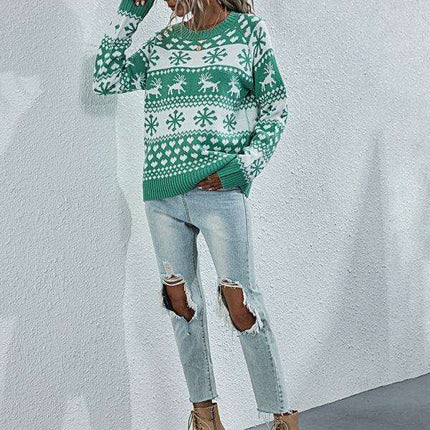 Charming Elk Snowflake Knit Christmas Sweater for Women - Cozy Festive Top - Très Elite