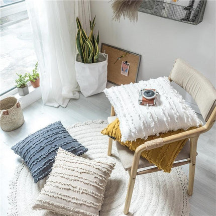 Charming Embroidered Square Cushion Cover with Stylish Tassels - 45x45cm - Très Elite
