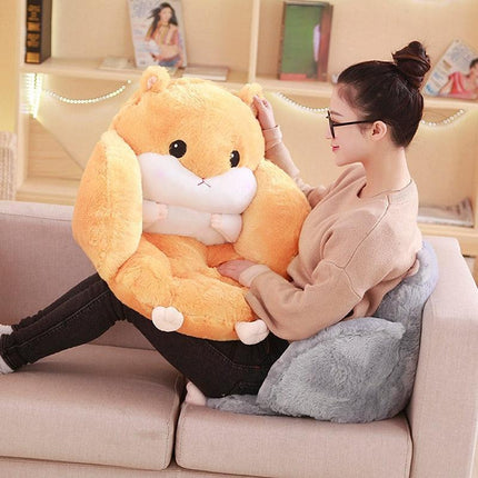 Charming Hamster-Themed Lumbar Support Pillow for Office Comfort - Très Elite