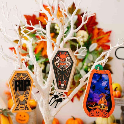 Charming Illumination: 2-Piece Decorative Light-Up Hanging Widgets for Your Home - Très Elite