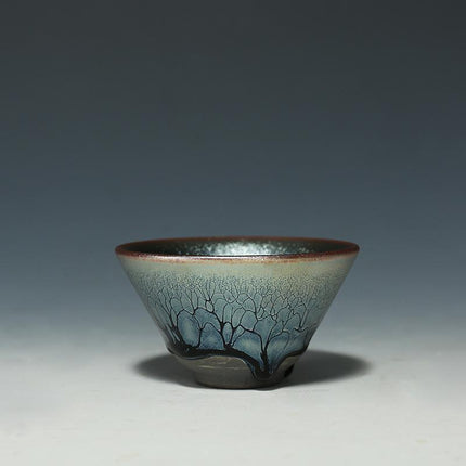 Charming Japanese/Chinese Ceramic Tea Set: Exquisite Porcelain Cups for Tea Lovers - Très Elite
