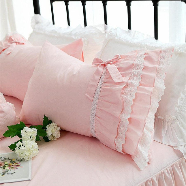 Charming Pink Cotton Cake Layers Bow Pillowcase Duo