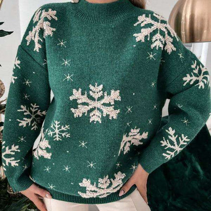Charming Snowflake Holiday Sweater for Women: Celebrate in Comfort and Style - Très Elite