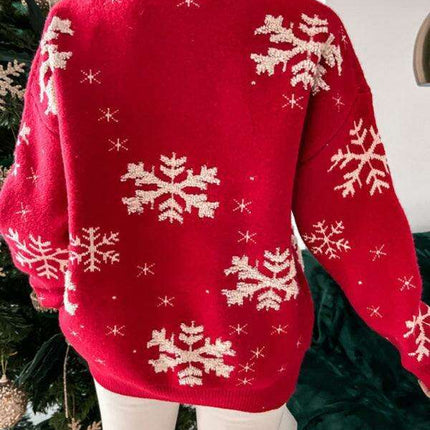 Charming Snowflake Holiday Sweater for Women: Celebrate in Comfort and Style - Très Elite