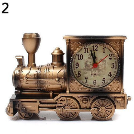 Charming Steam Engine Alarm Clock - Vintage Timepiece for Train Lovers - Très Elite