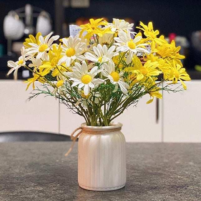 Charming White Daisy Ensemble - 5-Piece Artificial Floral Stem Collection for Elegant Home Accents - Très Elite