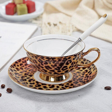 Charming YeFine Bone China Tea Cup & Saucer Set - Whimsical On-Glazed Design - Très Elite