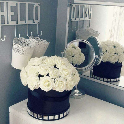 Chic 25-Piece Gray Foam Rose Arrangement - Lifelike and Effortless Decor - Très Elite