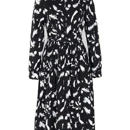 Chic Black Floral Long-Sleeved Maxi Dress - A Wardrobe Must-Have for Women - Très Elite