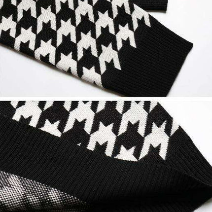 Chic Black Houndstooth V-Neck Sweater - Women's Fashion Elegance - Très Elite