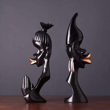 Chic Black Resin Love Sculptures for Elegant Home Decor - Très Elite