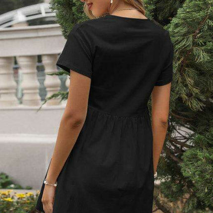 Chic Breeze Women's Cotton Linen V-Neck Shirt Dress with Short Sleeves - Très Elite