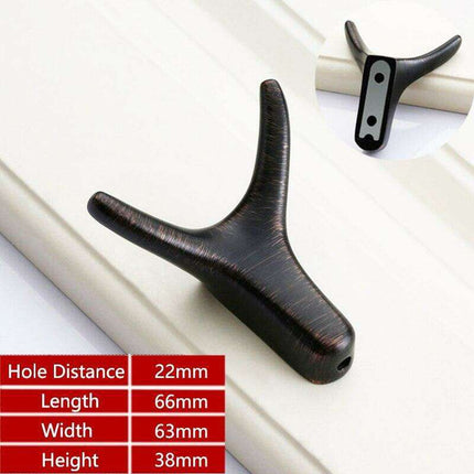 Chic Bull Head Wall Hook for Functional Home Organization in Various Finishes