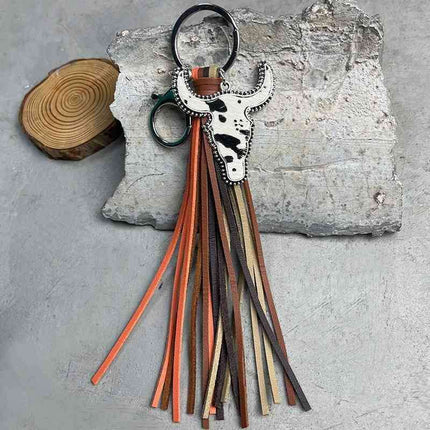 Chic Bull-Shaped Cowhide Keychain for Fashionable Statement - Très Elite
