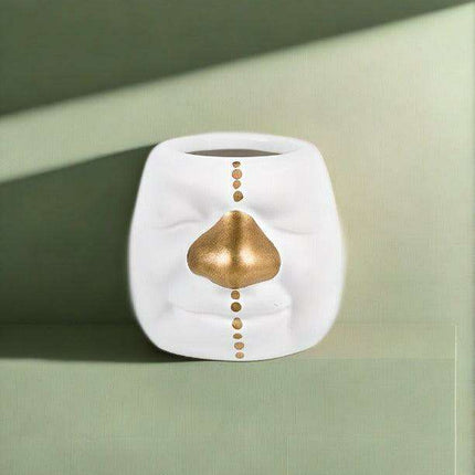 Chic Ceramic Vase for Stylish Floral Arrangements- Très Elite- Très Elite