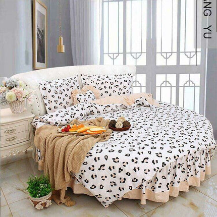 Chic Circular Bedding Collections for Trendy Tween and Teen Girls in Vibrant Hues