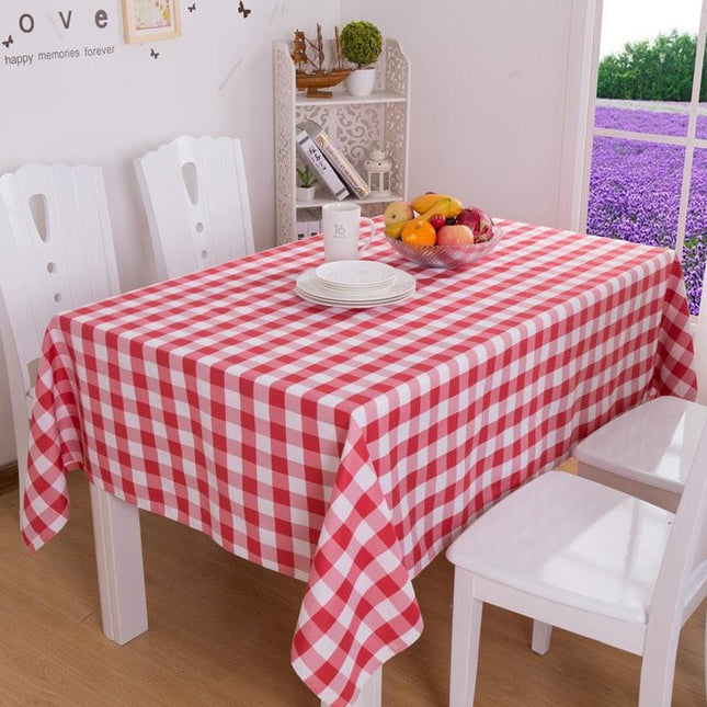 Chic Contemporary Plaid Tablecloth - Elevate Your Dining Atmosphere