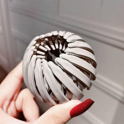 Chic Crystal Nest Hair Claw for Effortless Style