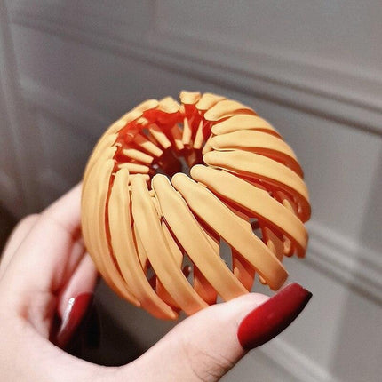 Chic Crystal Nest Hair Claw for Effortless Style