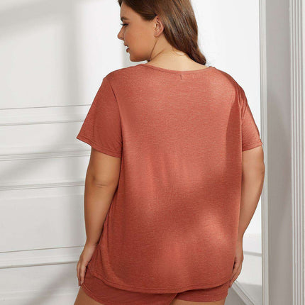 Chic Curvy Comfort Lounge Set with Relaxed Short Sleeve Top and Trendy Shorts - Très Elite