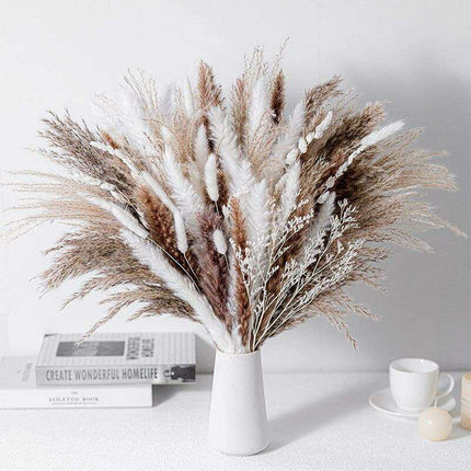 Chic Dried Pampas Grass and Bunny Tail Floral Arrangement - Très Elite