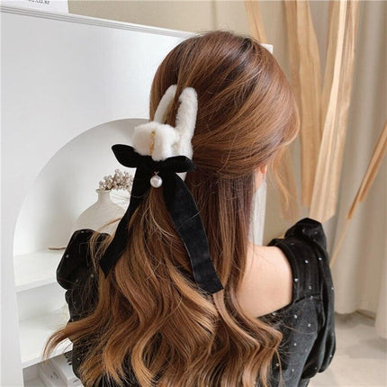 Chic Faux Fur Bow Hair Claw - Winter Essential Accessory for Women