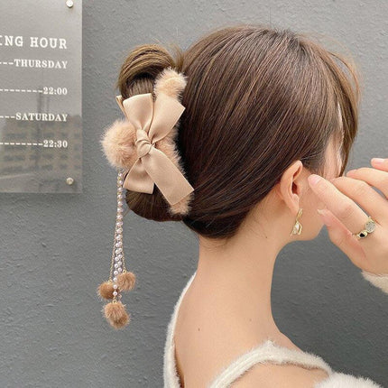 Chic Faux Fur Bow Hair Claw - Winter Essential Accessory for Women