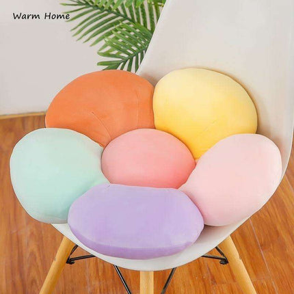 Chic Floral Pillows for Stylish Home Accents..