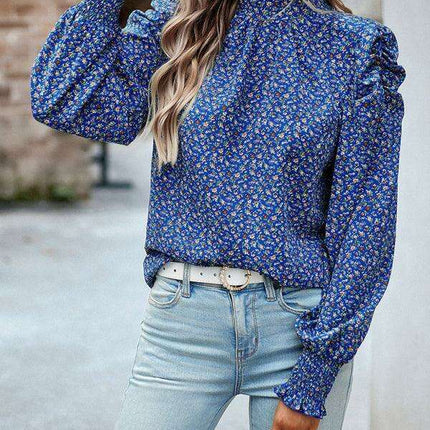 Chic Floral Turtleneck Blouse with Puff Sleeves - Stylish Women's Top - Très Elite