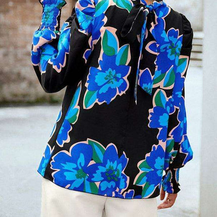 Chic Floral Turtleneck Blouse with Puff Sleeves - Stylish Women's Top - Très Elite