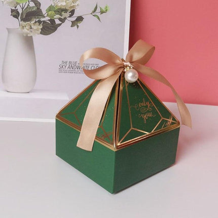 Chic Gemstone Gift Box Set with Decorative Ribbon and Pearl Accents - Ideal for Celebrations - Très Elite